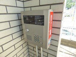 安心のオートロック完備