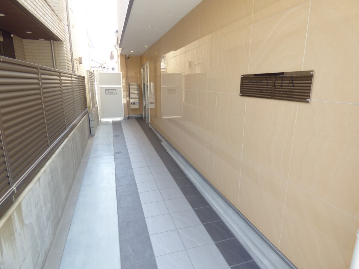 安心のオートロック完備 ワコーレヴィータ神戸須磨浦通