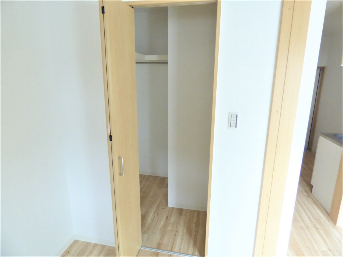 ウォークインクローゼット ワコーレヴィータ神戸須磨浦通