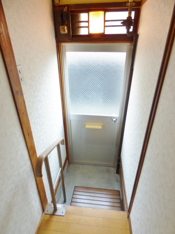 手すりと段差付 湊川文化東棟