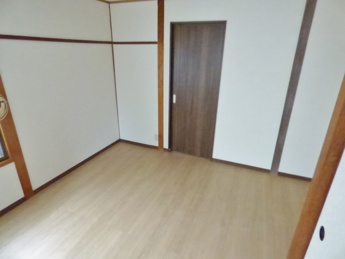 広々とした洋室 湊川文化東棟