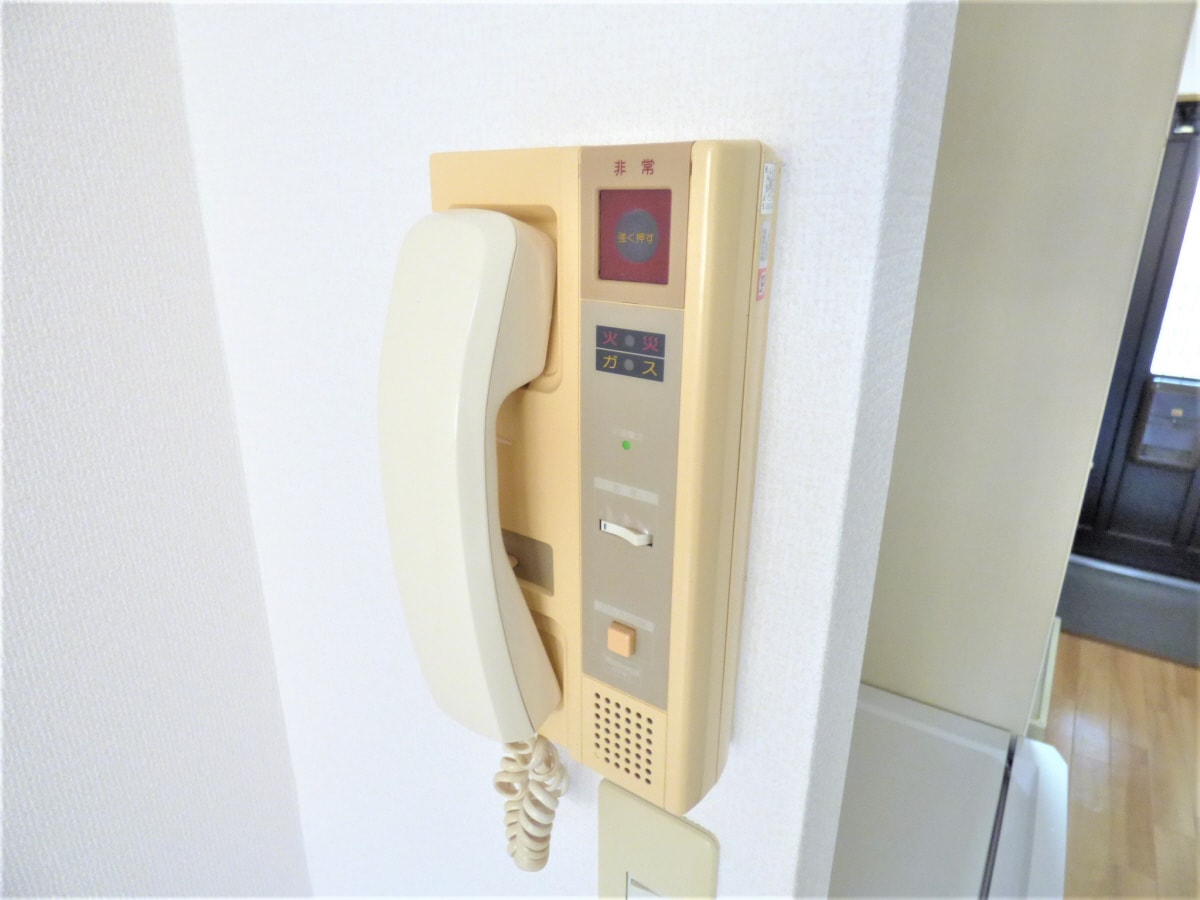 インターホン ブリュンヒルト