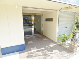 安心のオートロック完備