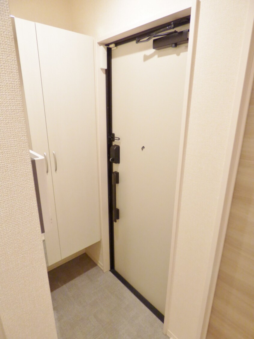 カードキー採用玄関 ＣＯＴＴＯＮ　ＰＬＡＣＥ