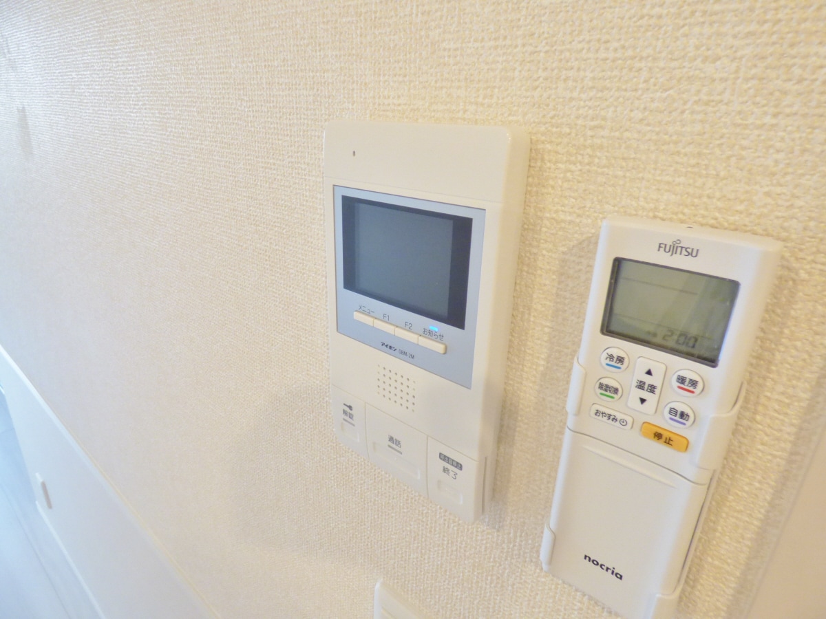 オートロック連動ＴＶモニターホン ＣＯＴＴＯＮ　ＰＬＡＣＥ