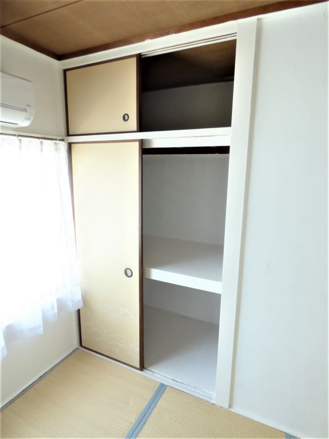 押入 離宮前町１丁目アパート