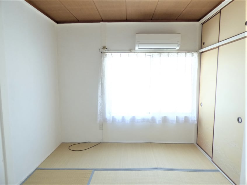 明るい和室 離宮前町１丁目アパート