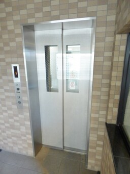 エレベーター完備