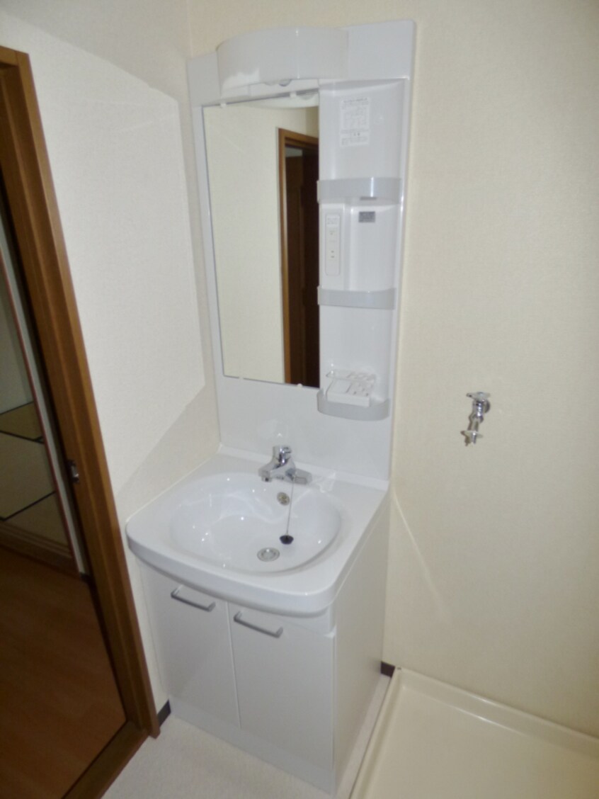 キレイな洗面台 エクレール衣掛