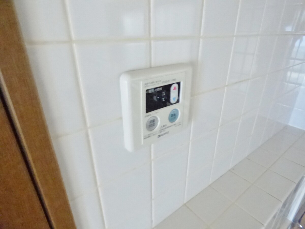 給湯器リモコン エクレール衣掛