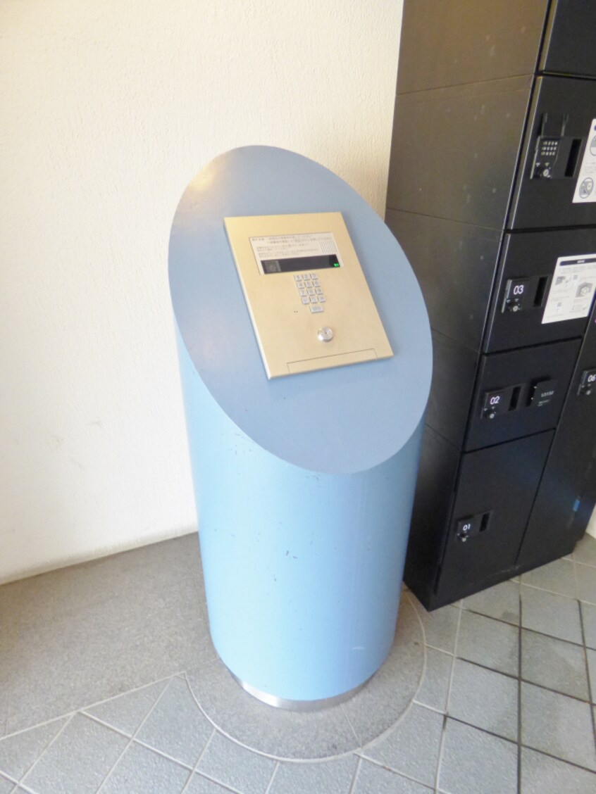 安心のオートロック完備 ルナガーデン