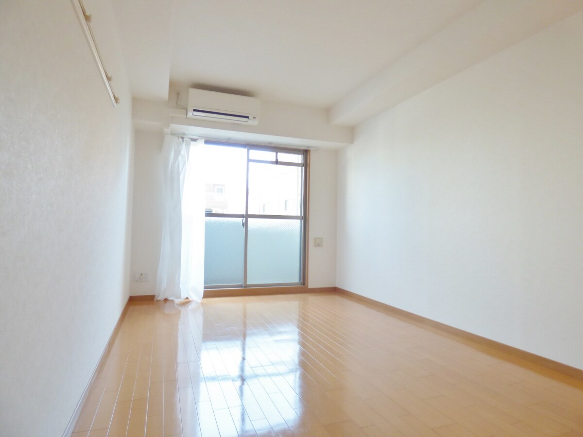 広々とした洋室 ファインエクセレンス