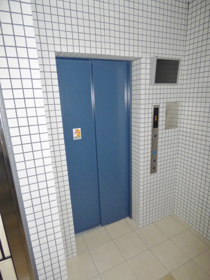 TVモニター付エレベーター完備 エヌエムスワサントアン