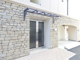 洋館のようなエントランス