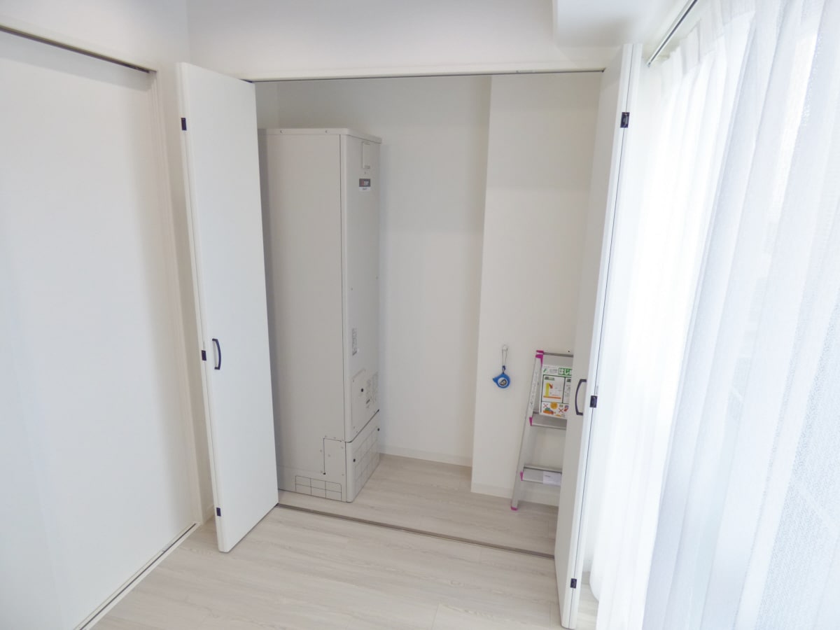 大きなクローゼット エヌエムスワサントアン