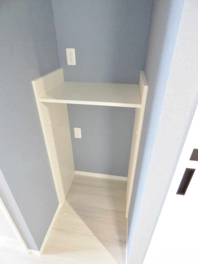 冷蔵庫置場 エヌエムスワサントアン