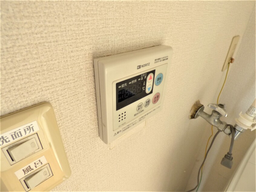 給湯器リモコン シップスビル