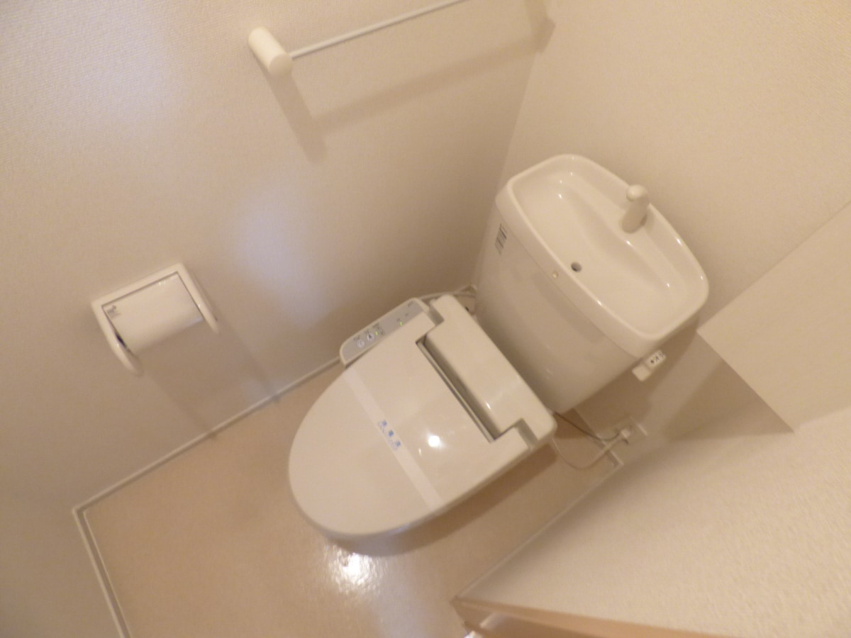 ウォシュレット付トイレ サニー離宮前