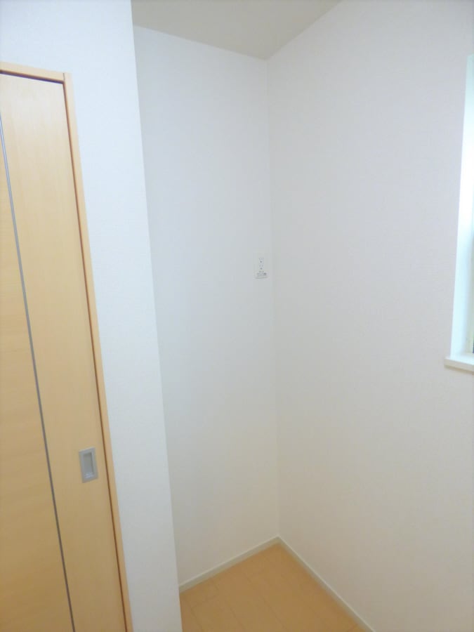 冷蔵庫置場 サニー離宮前