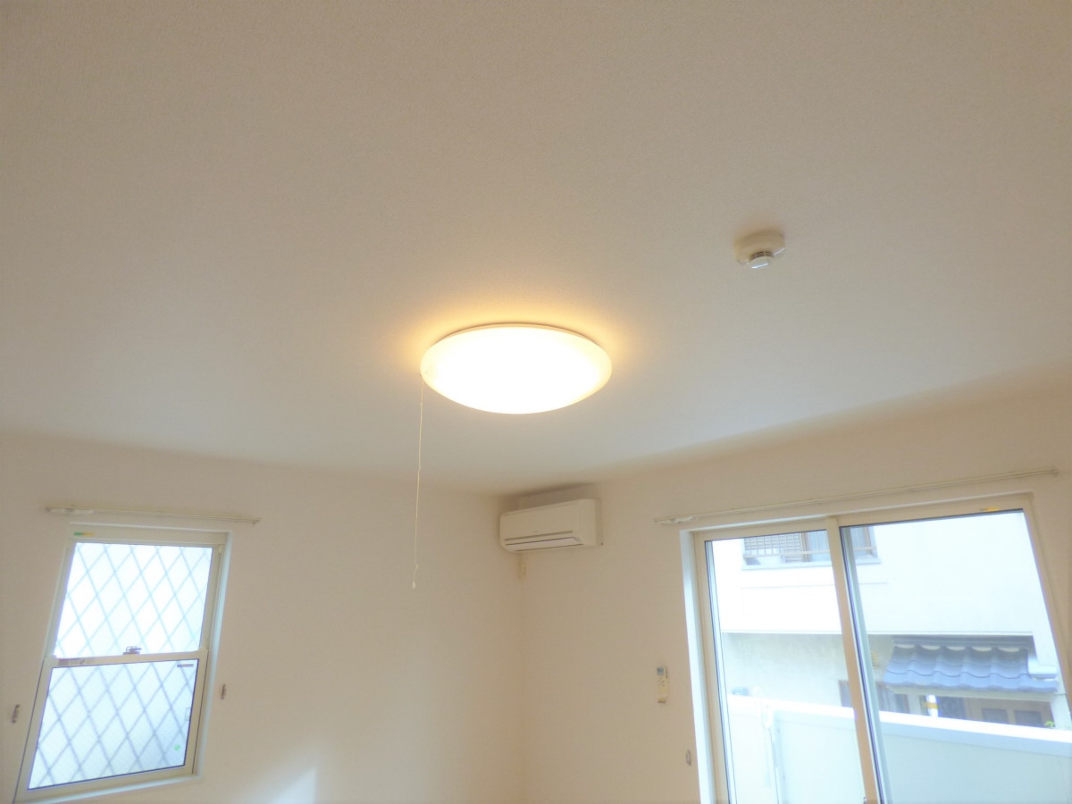 照明付 サニー離宮前