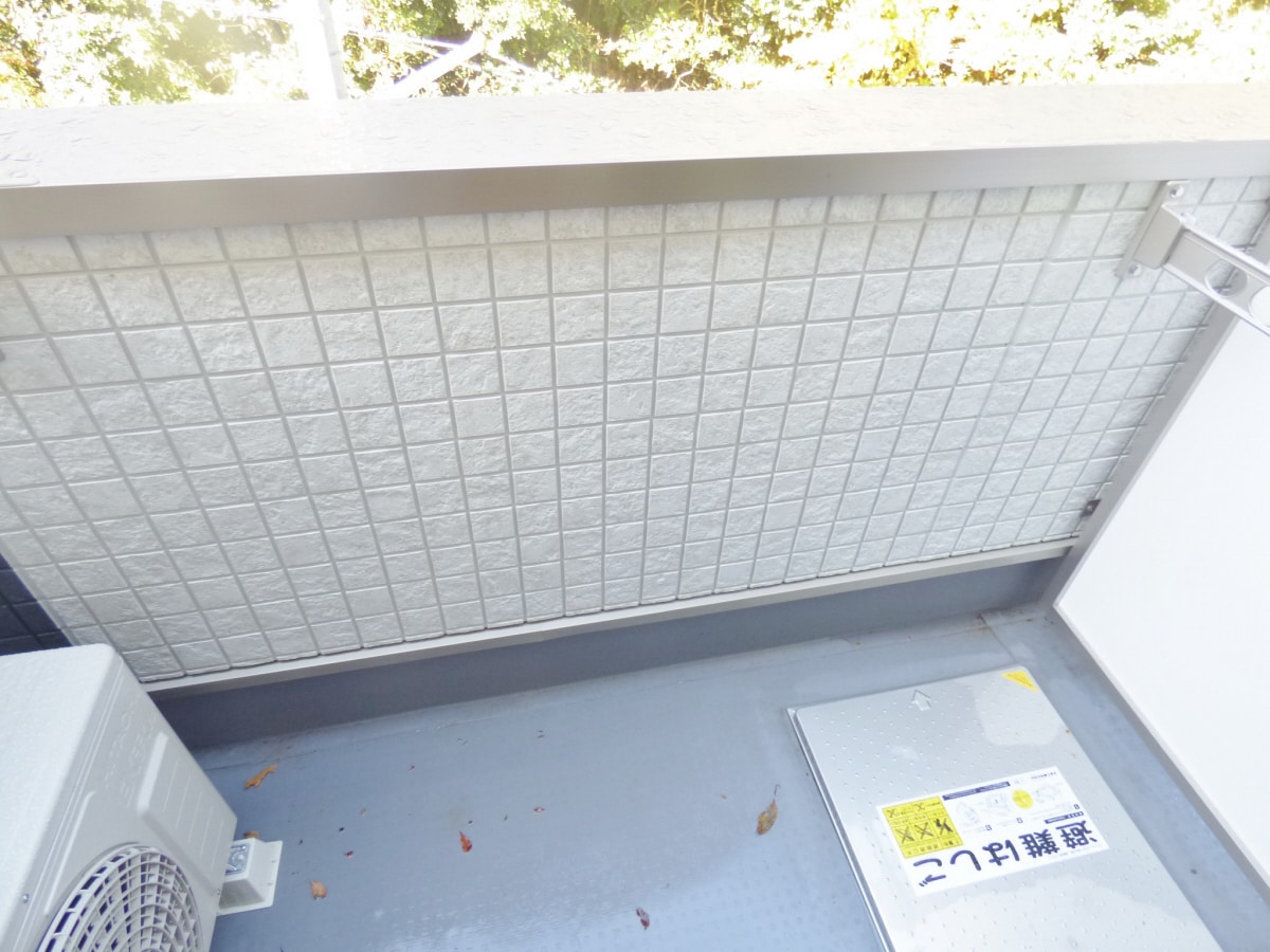 明るいバルコニー エヌエムサンカンテキャトフＢ棟