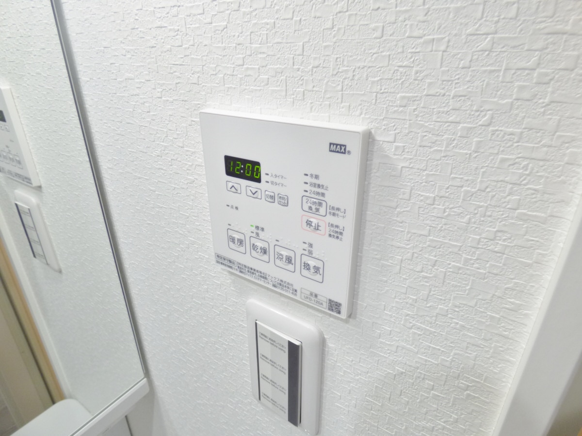 浴室乾燥機リモコン エヌエムサンカンテキャトフＢ棟