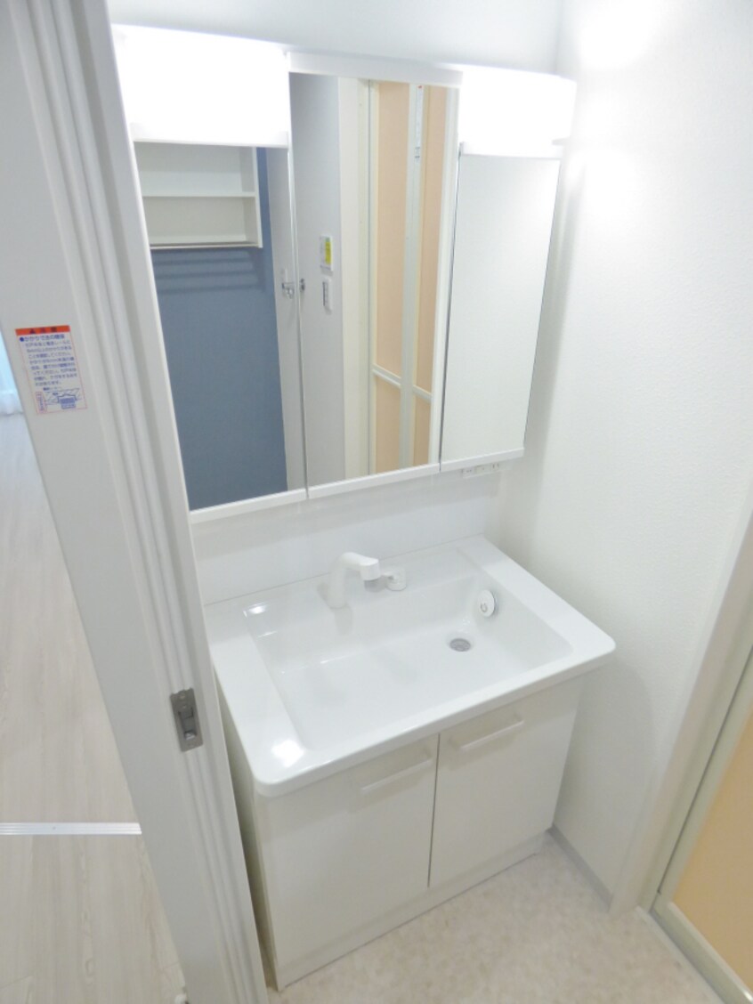 シャンプードレッサー エヌエムサンカンテキャトフＢ棟