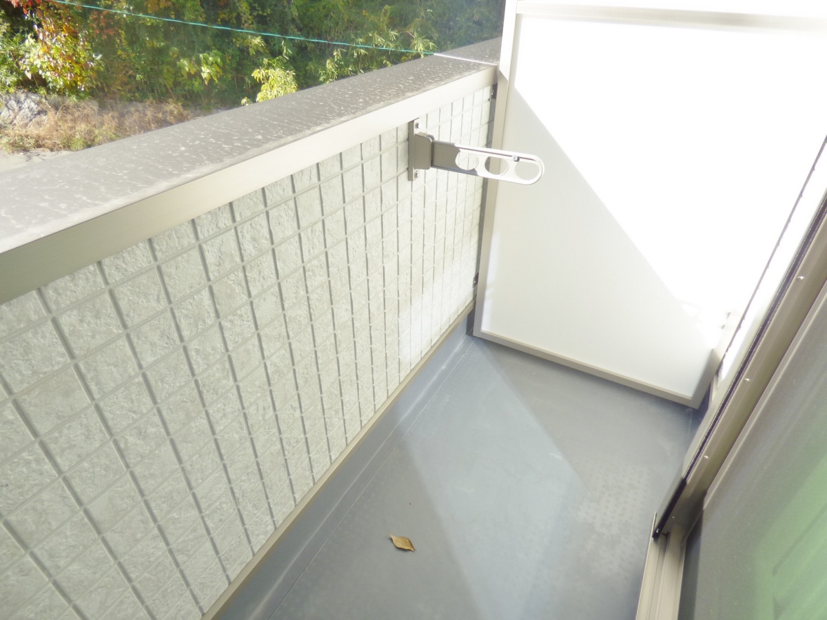 明るいバルコニー エヌエムサンカンテキャトフＣ棟