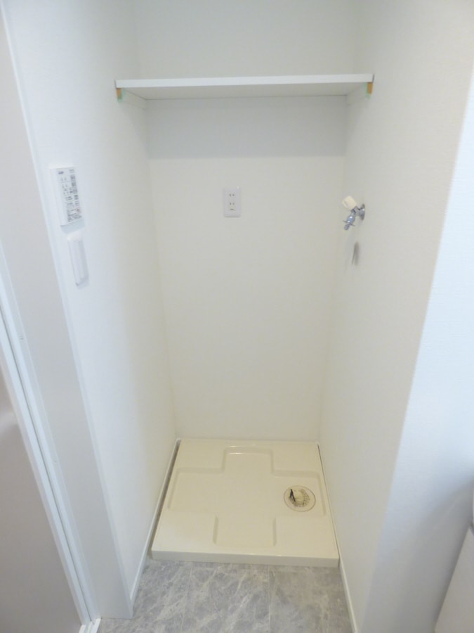 室内洗濯機置場 モデルノ大手町