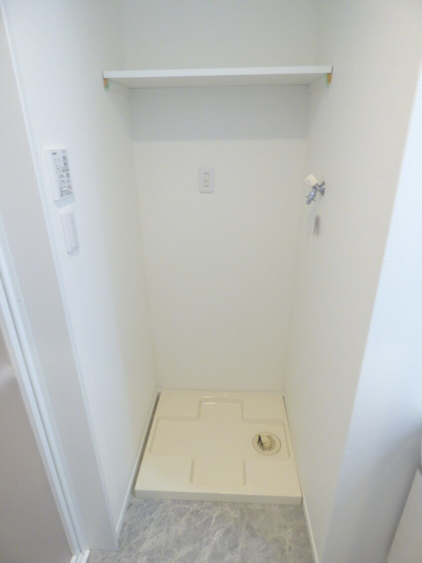 室内洗濯機置場 モデルノ大手町