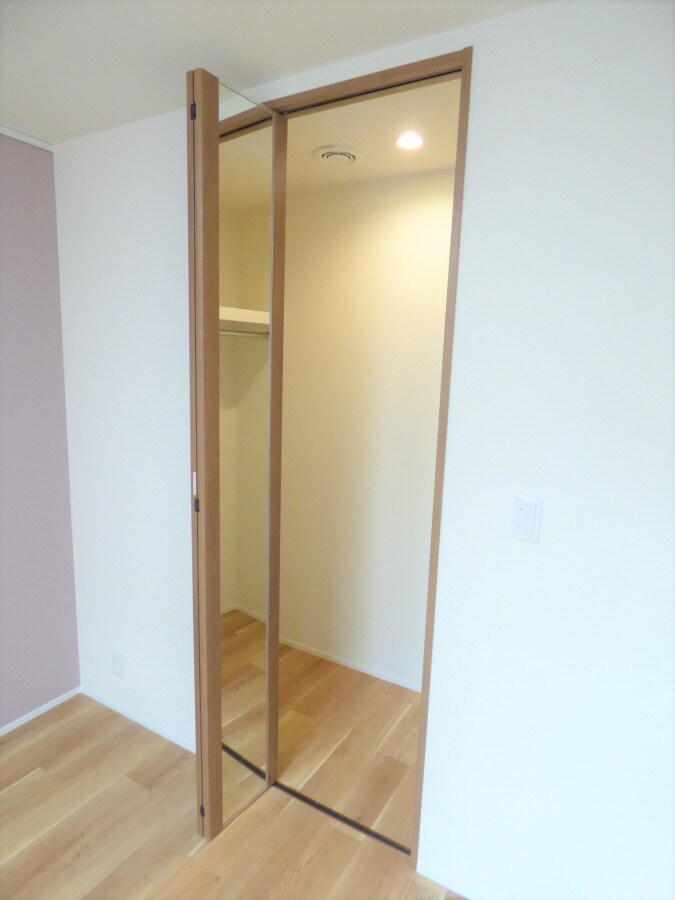 ウォークインクローゼット メゾンド・メルヴェーユ須磨Ⅱ