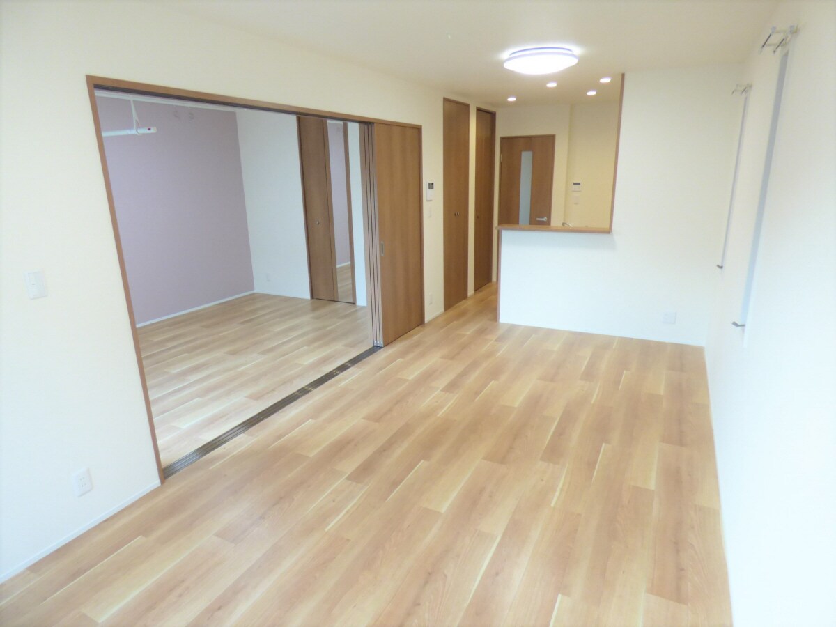 カウンターキッチンのあるリビング メゾンド・メルヴェーユ須磨Ⅱ