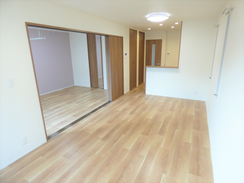 カウンターキッチンのあるリビング メゾンド・メルヴェーユ須磨Ⅱ