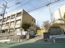 妙法寺小学校(小学校)まで1297m グリーンハイツ妙法寺Ｂ棟