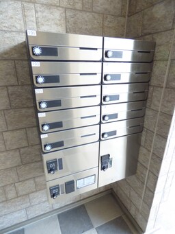 荷物がいつ届いても安心の宅配ボックス