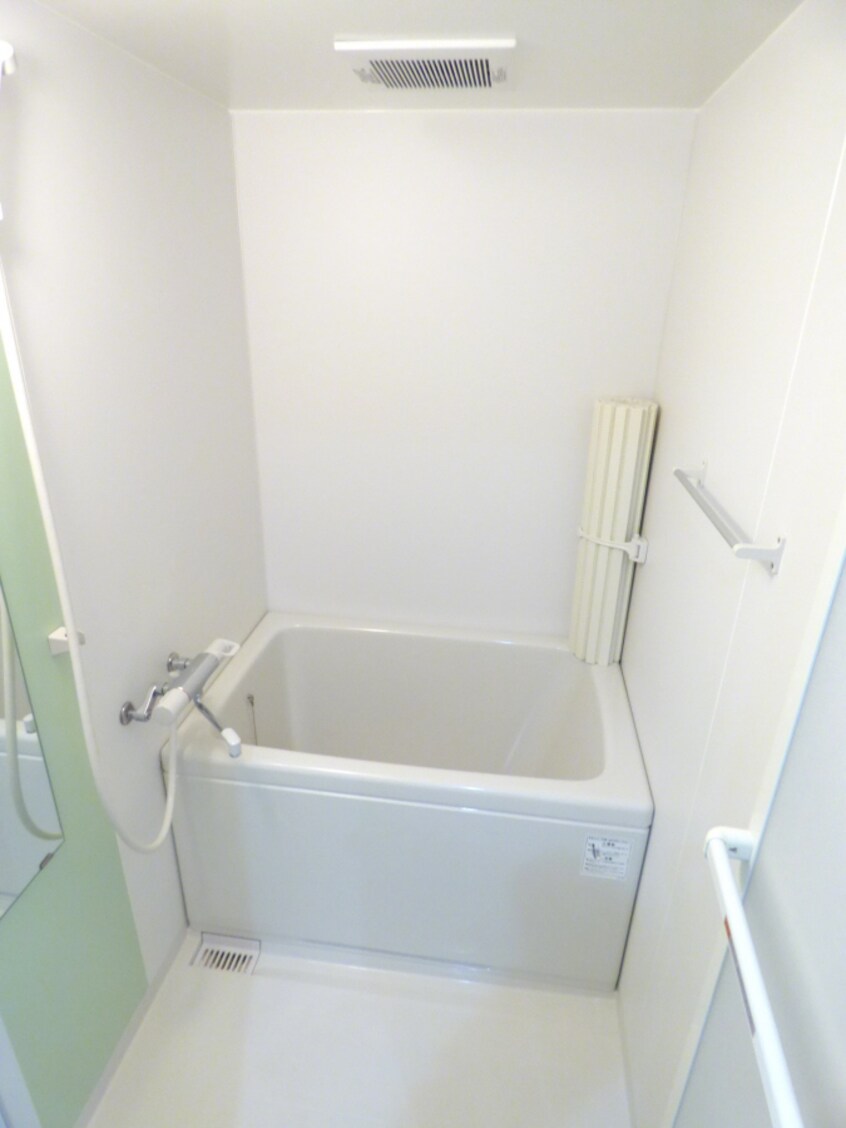 キレイな浴室 ワコーレヴィアーノ須磨千守町