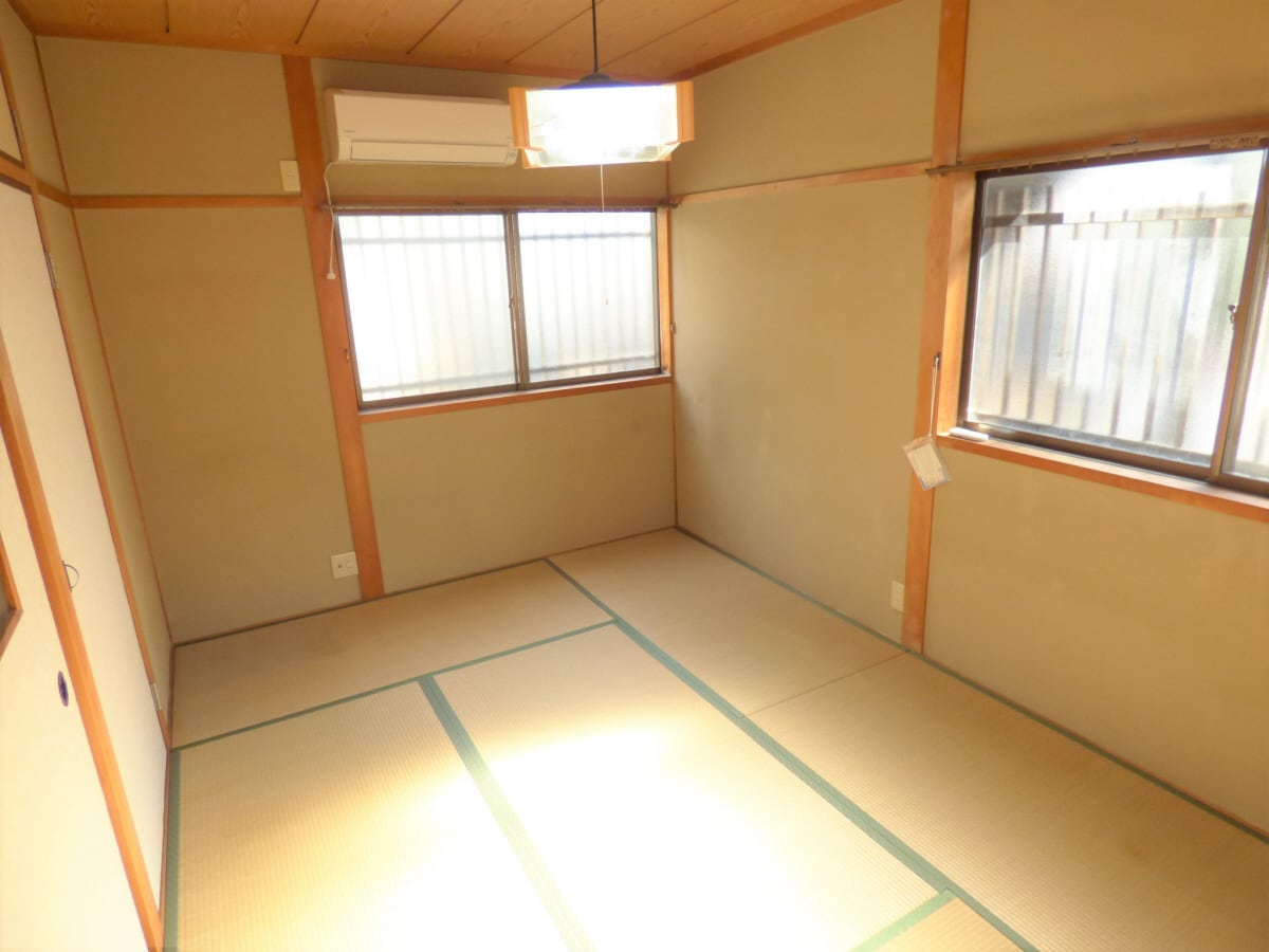 落ち着きのある和室 須磨寺ハイム