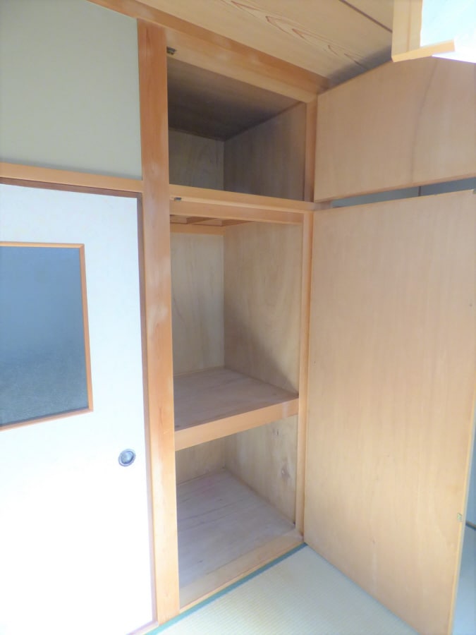 押入 須磨寺ハイム