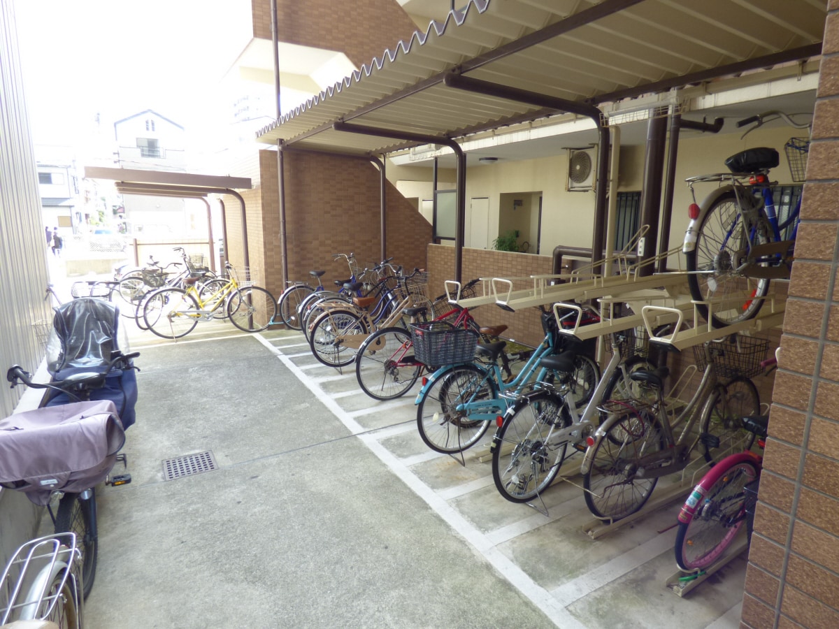 駐輪場 アネスト恵美寿