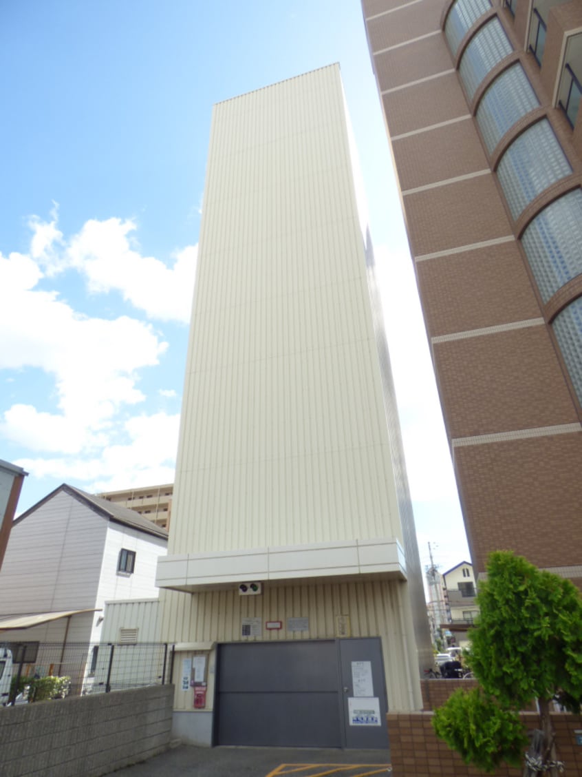 機械式駐車場完備（高さ制限あり） アネスト恵美寿