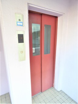 エレベーター完備