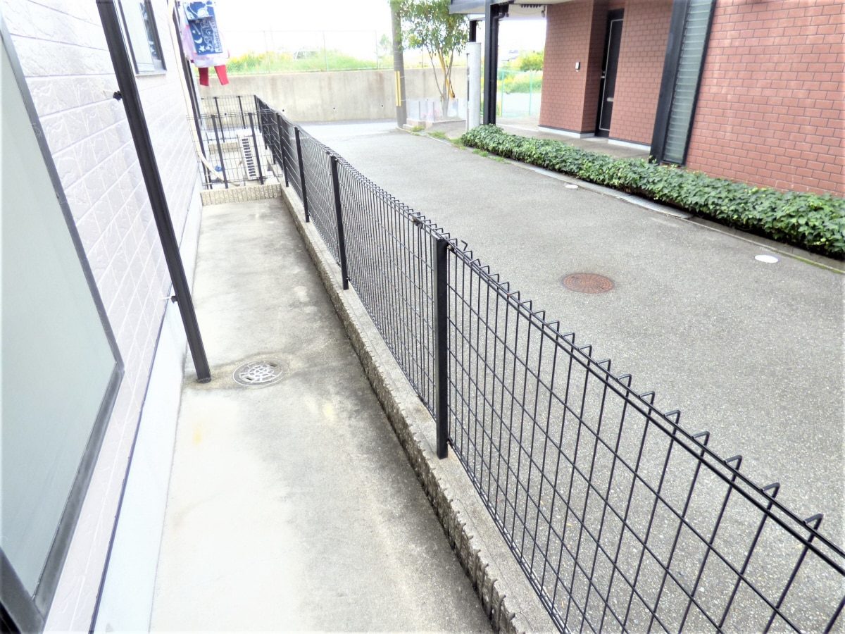 南向きの広々としたテラスで日当たり良好 Ａスクエア桜木町