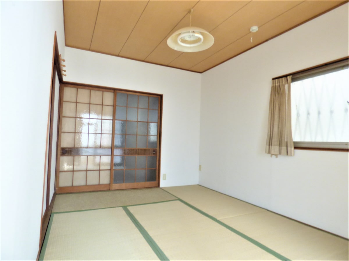 明るい１階の和室 妙法寺池ノ内テラスハウス