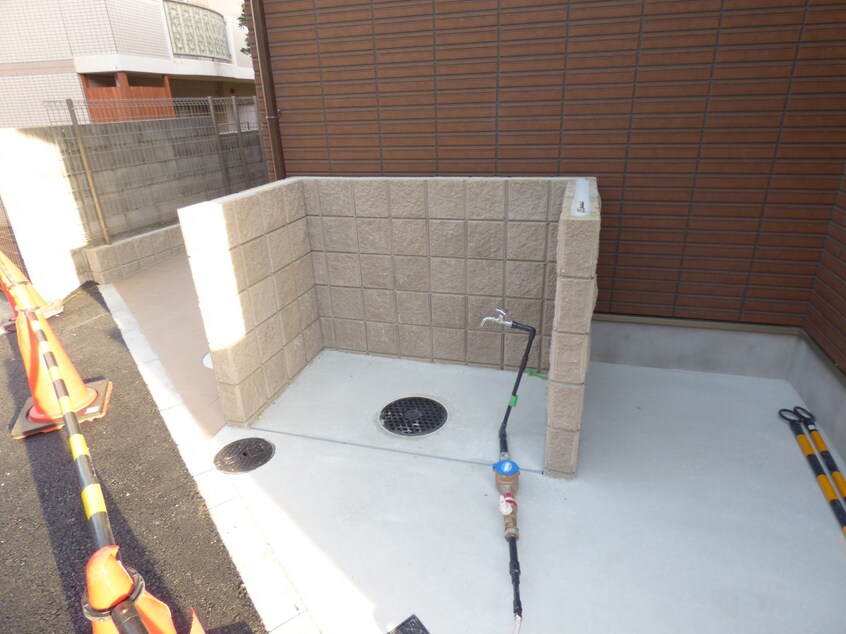 敷地内ゴミステーション ワコーレヴィアーノ須磨行幸町