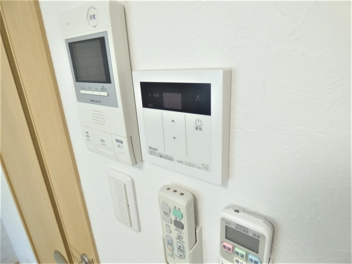 給湯器リモコン ワコーレヴィータ神戸須磨浦通