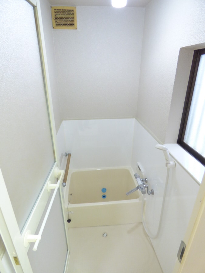 追い焚き機能付バス 行幸町３丁目貸家