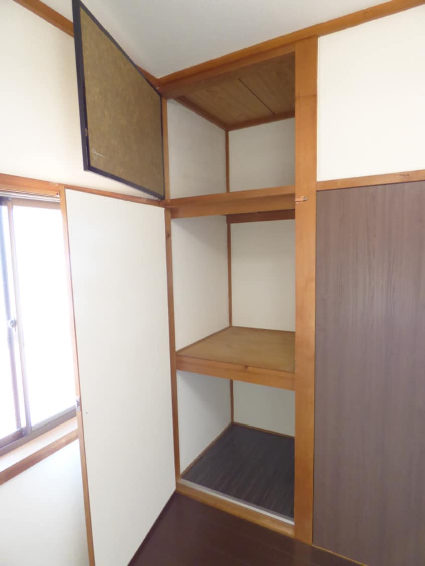 物入 行幸町３丁目貸家