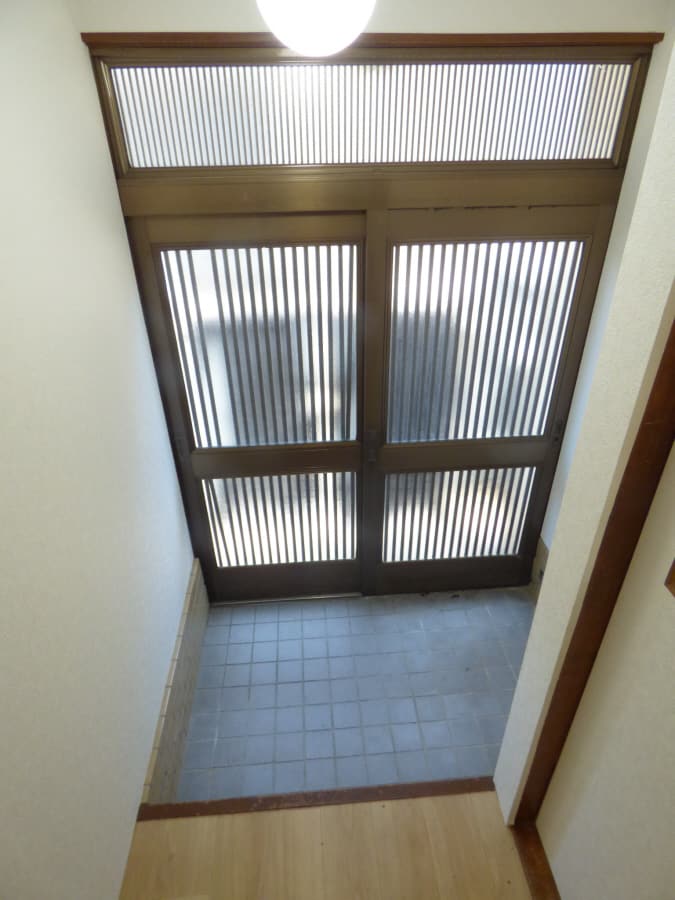 広々とした玄関 行幸町３丁目貸家