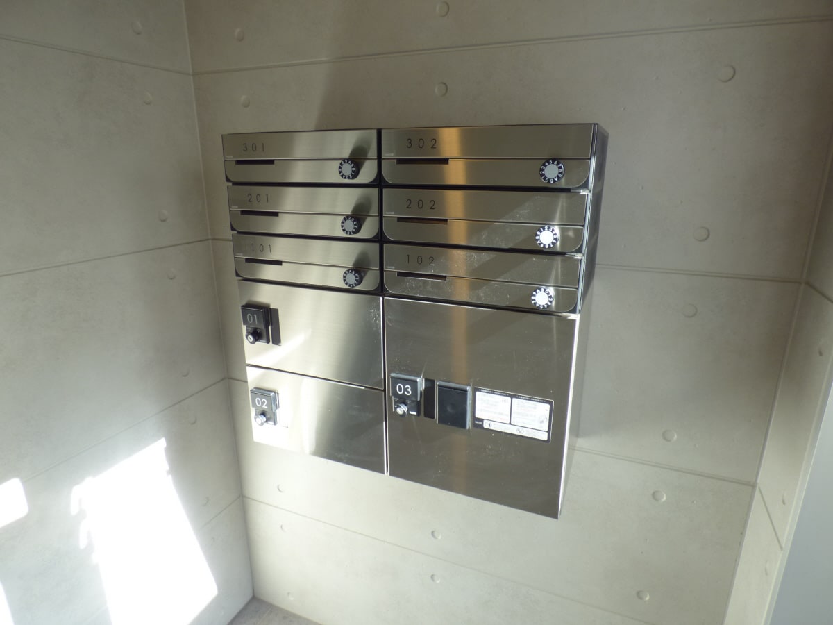 荷物がいつ届いても安心の宅配ボックス ワコーレヴィータ神戸山手ＷＥＳＴ