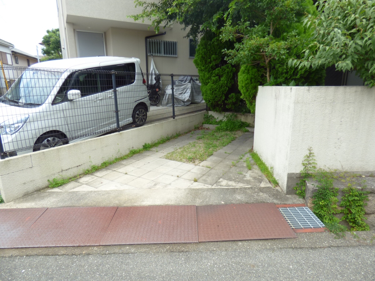 敷地内駐車場完備 Ｙ’ｓ　Ｔｅｒｒａｃｅ　Ｈｏｕｓｅ